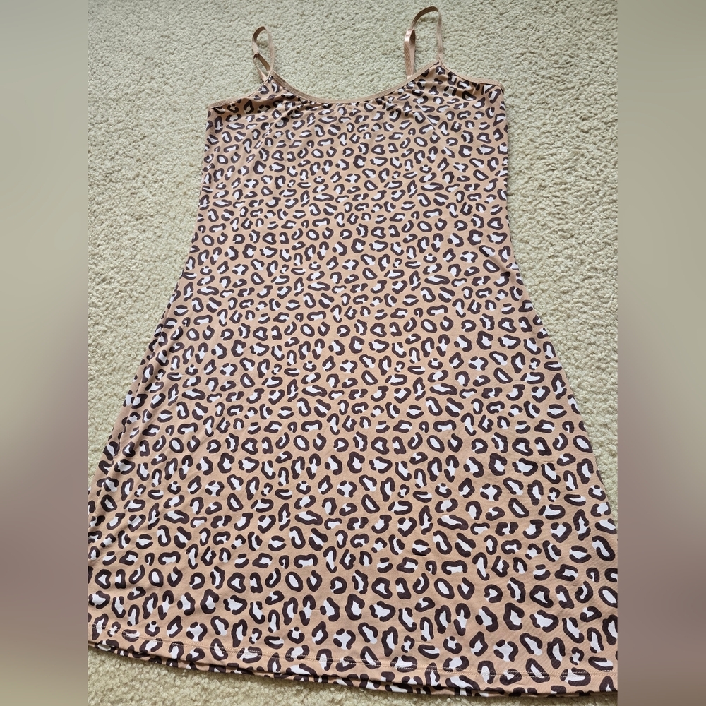 🌈 JF Adjustable Straps Leopard Print Slip
